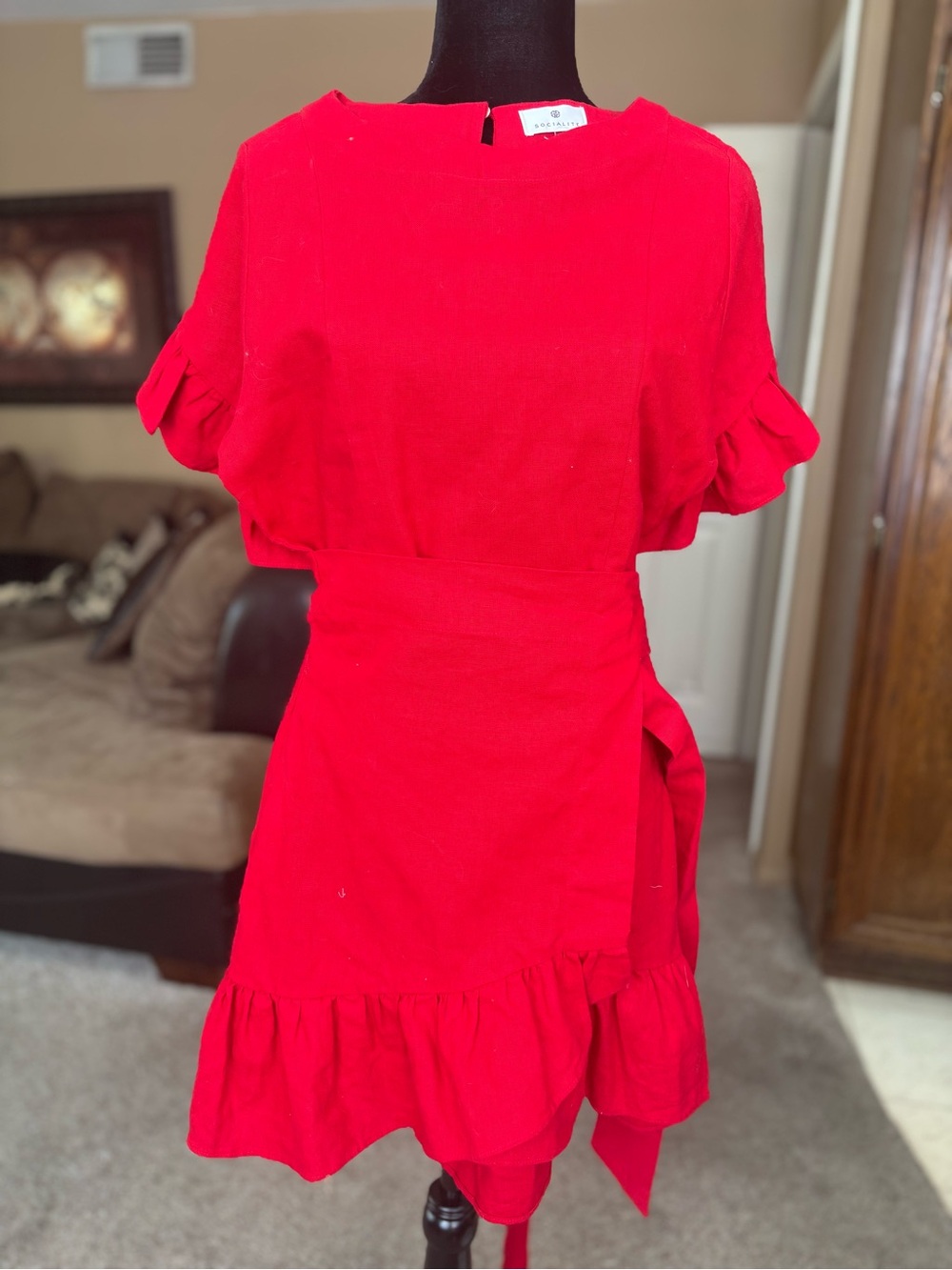 Socialite Red Ruffle Tie-Waist Dress - size small